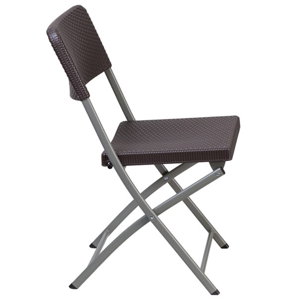 Set of 2 Plastic Folding Chairs Brown Rattan Plastic Chair